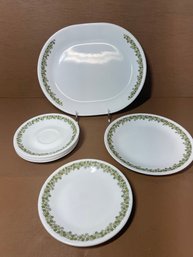 10 Piece Corelle Crazy Daisy Dish Set