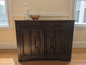 Saginaw Expandomatic Pull Out Table