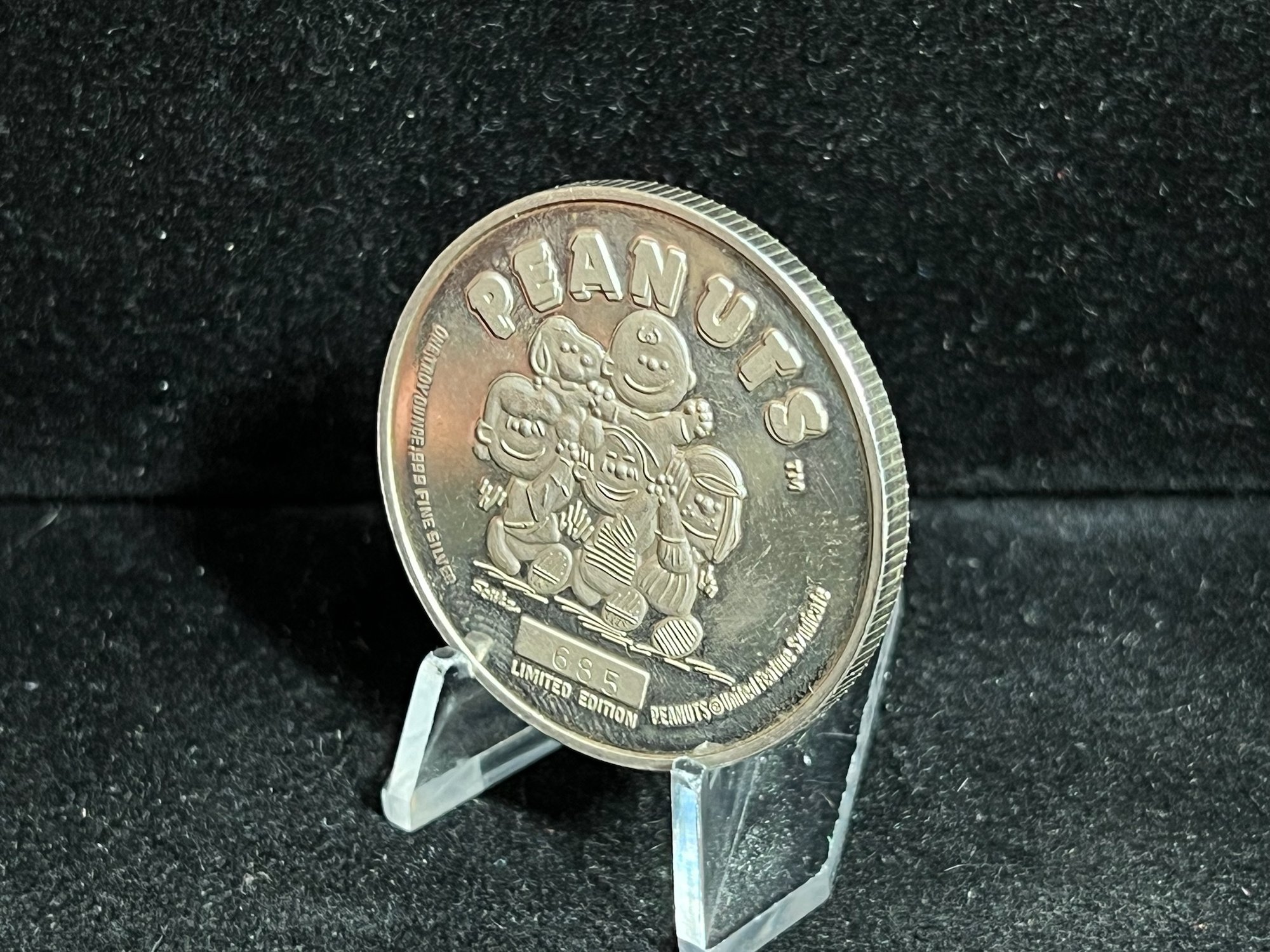 2000 Happy Easter Peanuts / Snoopy One Troy Ounce .999 Fine