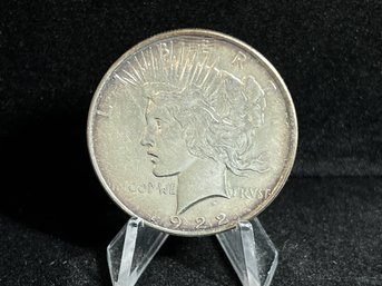 1922 D Peace Silver Dollar - Uncirculated