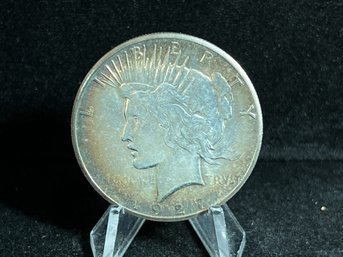 1927 P Peace Silver Dollar - Uncirculated