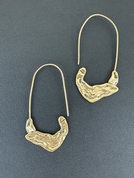 Luxurious Gold Alloy Plated Earrings