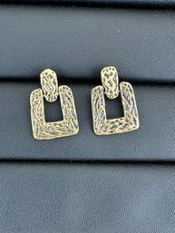 Luxurious Gold Alloy Plated Earrings