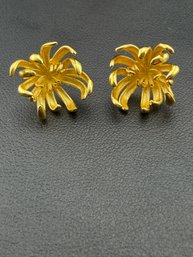Stud Earrings Brand New Solid 925 Sterling Silver Stamped Gold Electroplated