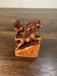 VINTAGE CHINESE CHOP STAMP WITH SOAPSTONE HORSES