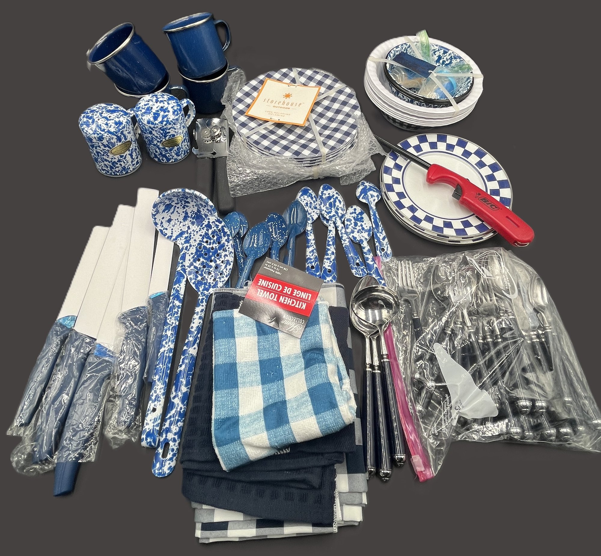 Fully Stocked Picnic Basket 35661