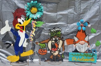 Cartoon Character Metal Lawn Decorations- (R23)(G)