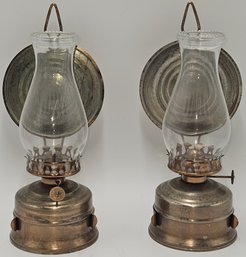 Pair Of Old Fashioned Style Oil Lamps (R203) DR2
