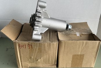 Lot Of 2 - 84791 Lawn Mower Deck Spindle Assembly - (J49)
