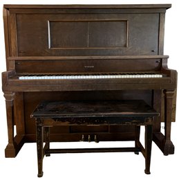 Vintage Windsor Piano With Bench - (FR)