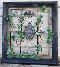 Large Metal Ornate Frame With Ivy Lawn Decoration - (J50)(BY)
