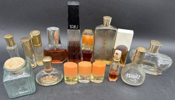 Lot Of 17 - Vintage Perfume Bottles & Apothecary Jars (M87.K8)