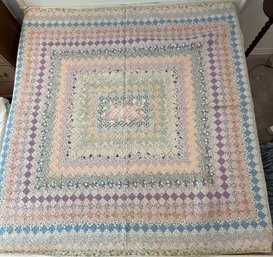 Beautiful Vintage Hand-stitched Quilt With Fabulous Retro Fabrics (K210.B1C)