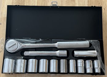 Socket Set In Metal Case New In Packaging - (G1)