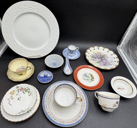 Vintage Porcelain Dishes In A Variety Of Patterns/Makers (K234.DC)
