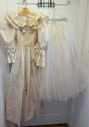 Vintage Taffeta Wedding Dress With Full Underskirt (K271.B1)