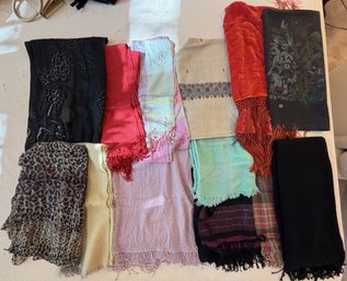 Large Wide Scarves In Variety Of Materials (K275.B1)