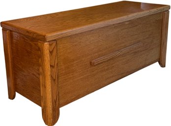 Vintage Solid Oak Cedar Chest / Blanket Bench - (B79)(B1)