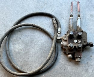 Cross IZ0202 Tractor Hydraulic Valve - (SA2)