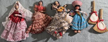 4 Dolls With 2 Mini Broom Decorations (K75.B2C)