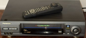 Vintage Panasonic PV-V4620 Omnivision M6 4-Head Hi-Fi Stereo VCR - (B128)(FR)
