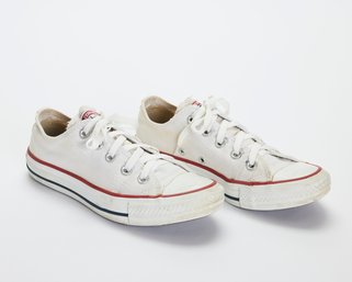 CONVERSE Low All-Star Classic White Size 6 Women's