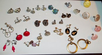 Nice Lot Vintage Screw Back Earrings Sterling Military Symbol Rhinestone Molded Glass