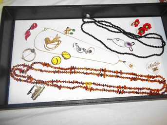 Big Mixed Jewelry Lot Amber Necklace Onyx Beads MOP Earrings Brooches GF