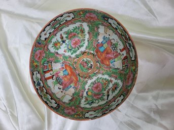 Chinese Porcelain Serving Bowl Rose Medallion