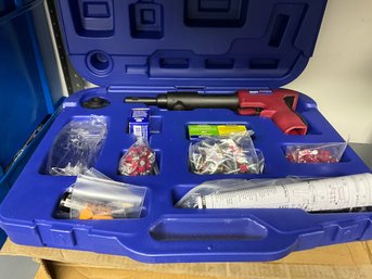 Powder Tool Deluxe Kit - Model No. P2201