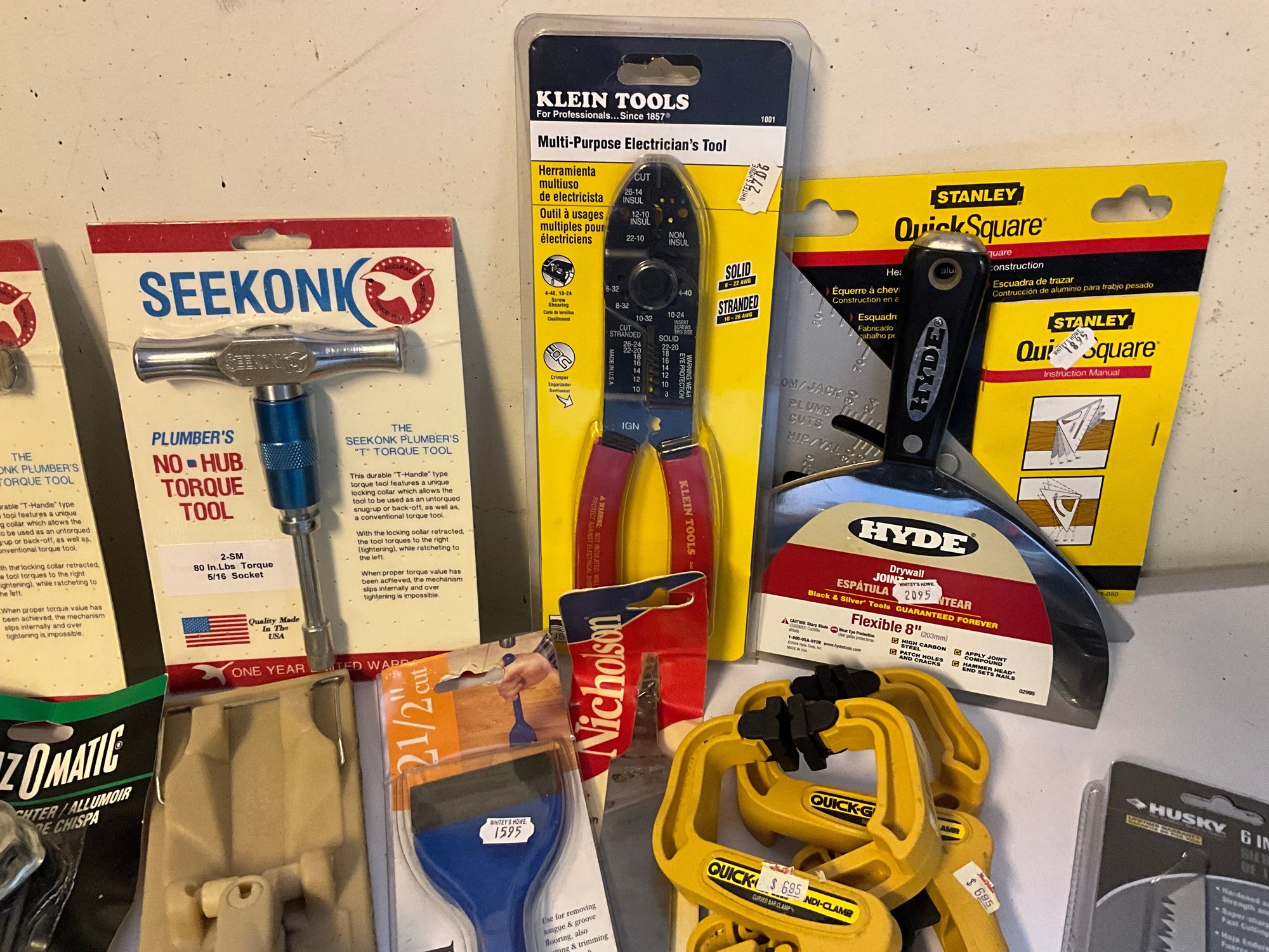 Grouping Of Miscellaneous Hand Tools #39415 | Auctionninja.com