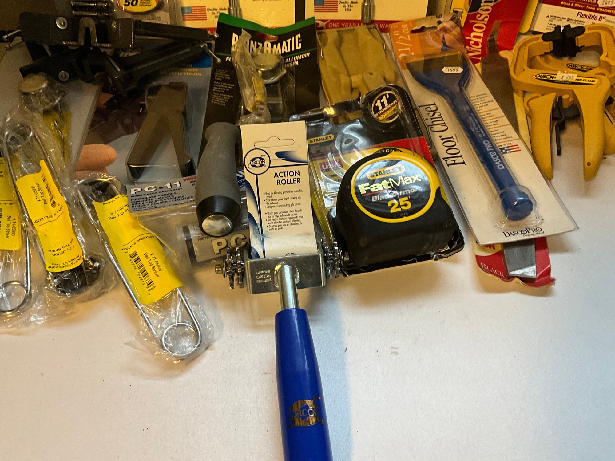 Grouping Of Miscellaneous Hand Tools #39415 | Auctionninja.com