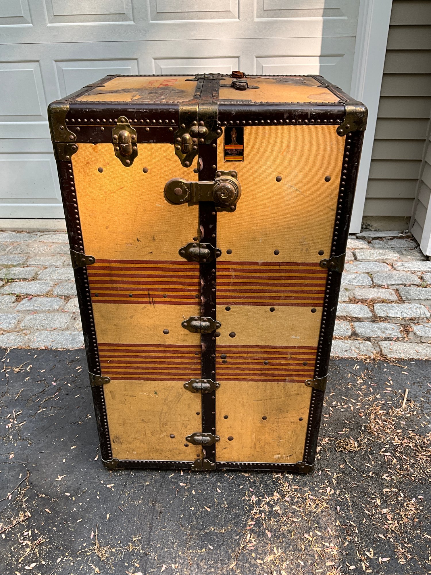 Antique Oshkosh The Chief Wardrobe Steamer Trunk Luggage Chest