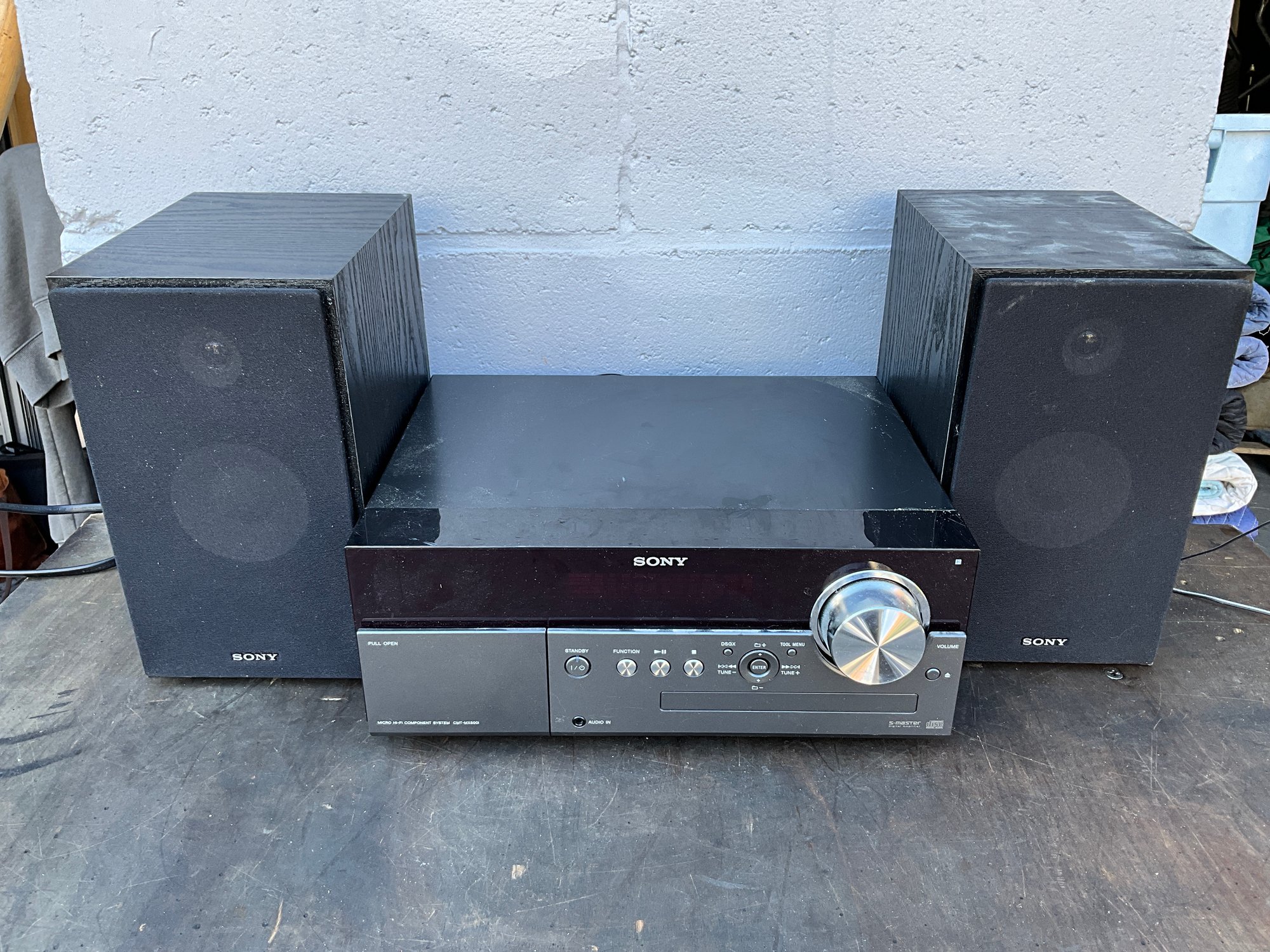 Sony Hi-Fi- Component System And Speakers - CMT-MX500i #20685