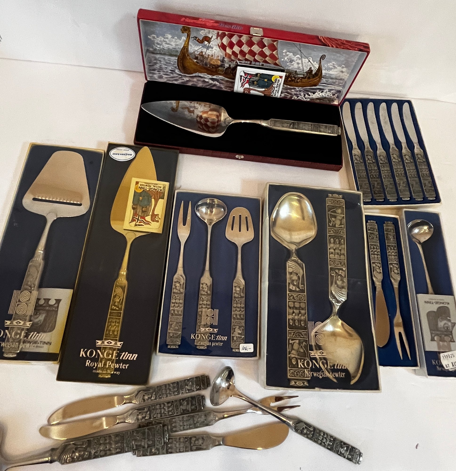 Konge Tinn Norwegian Pewter Flatware Lot #2451 | Auctionninja.com