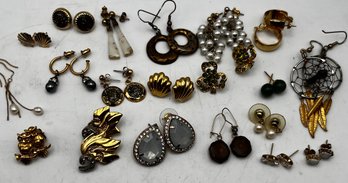 Gold Tone Pierces Earrings Lot