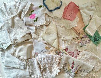 Linens Lot- Mix- Vintage - Clean