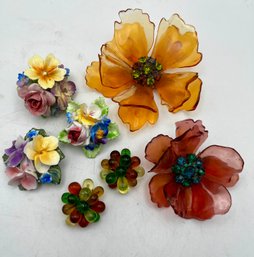 7 Vintage Pins