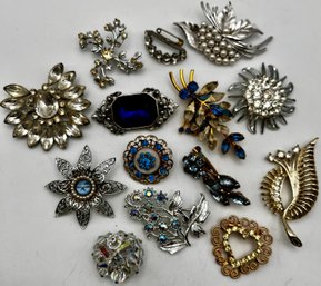 14 Vintage Pins