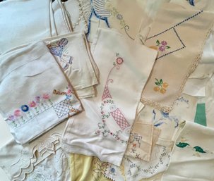 15qt Tote Full Of Vintage  Linens