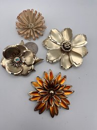 4 Large Flower Pins