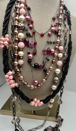 6 Necklaces Reds- Pinks