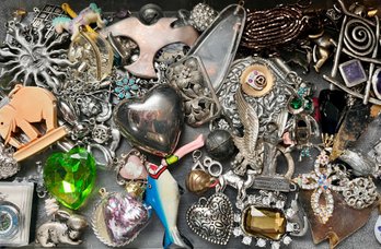 Huge Mix Lot Of Pendants/charms Over 90