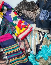 Scarf Lot 1 - (10)