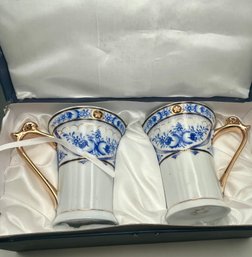 Two Sorelle Fine Porcelain Mugs