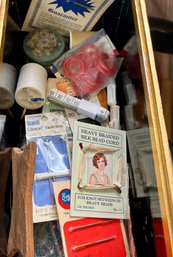 Vintage Sewing Mix Lot In Box