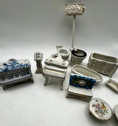 Porcelain Miniatures - Pianos, Toilets, Tub, Seating