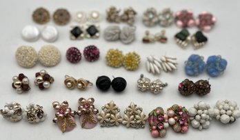 Clip/screw Back Earrings Lot Of 25 Lisner, Trifari & Other