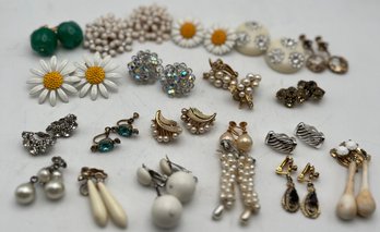 Clip/screw Back Earrings 20 Pairs