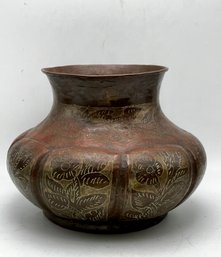 Hand Hammered Copper Vase/vessel 5.5 Tall